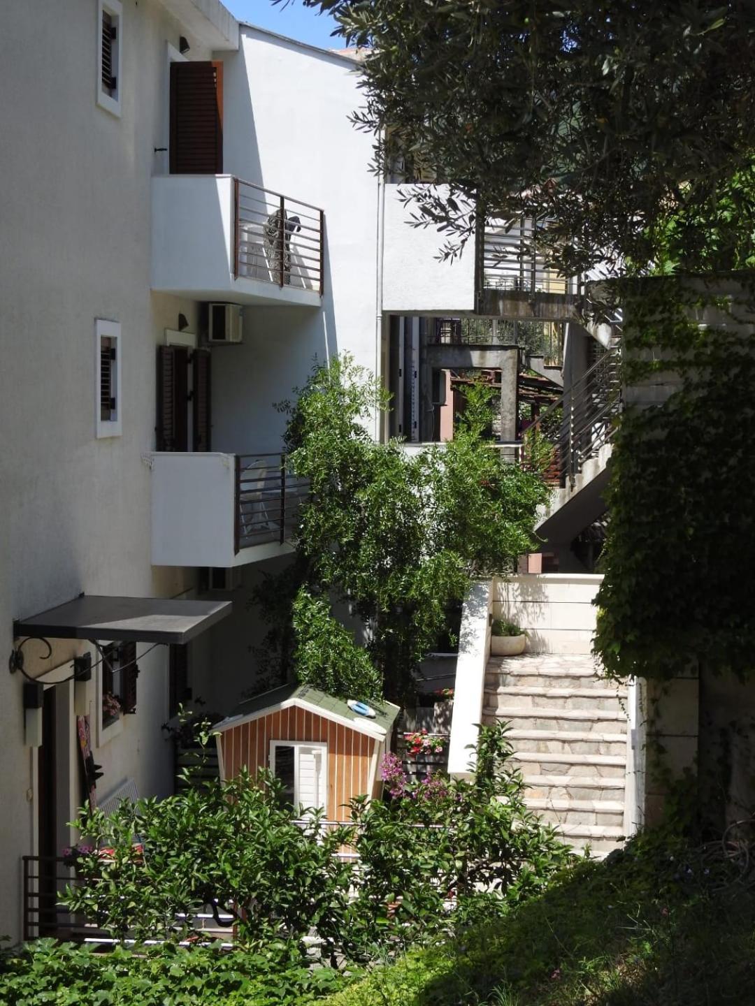 Apartments Ardura Petrovac Exteriör bild