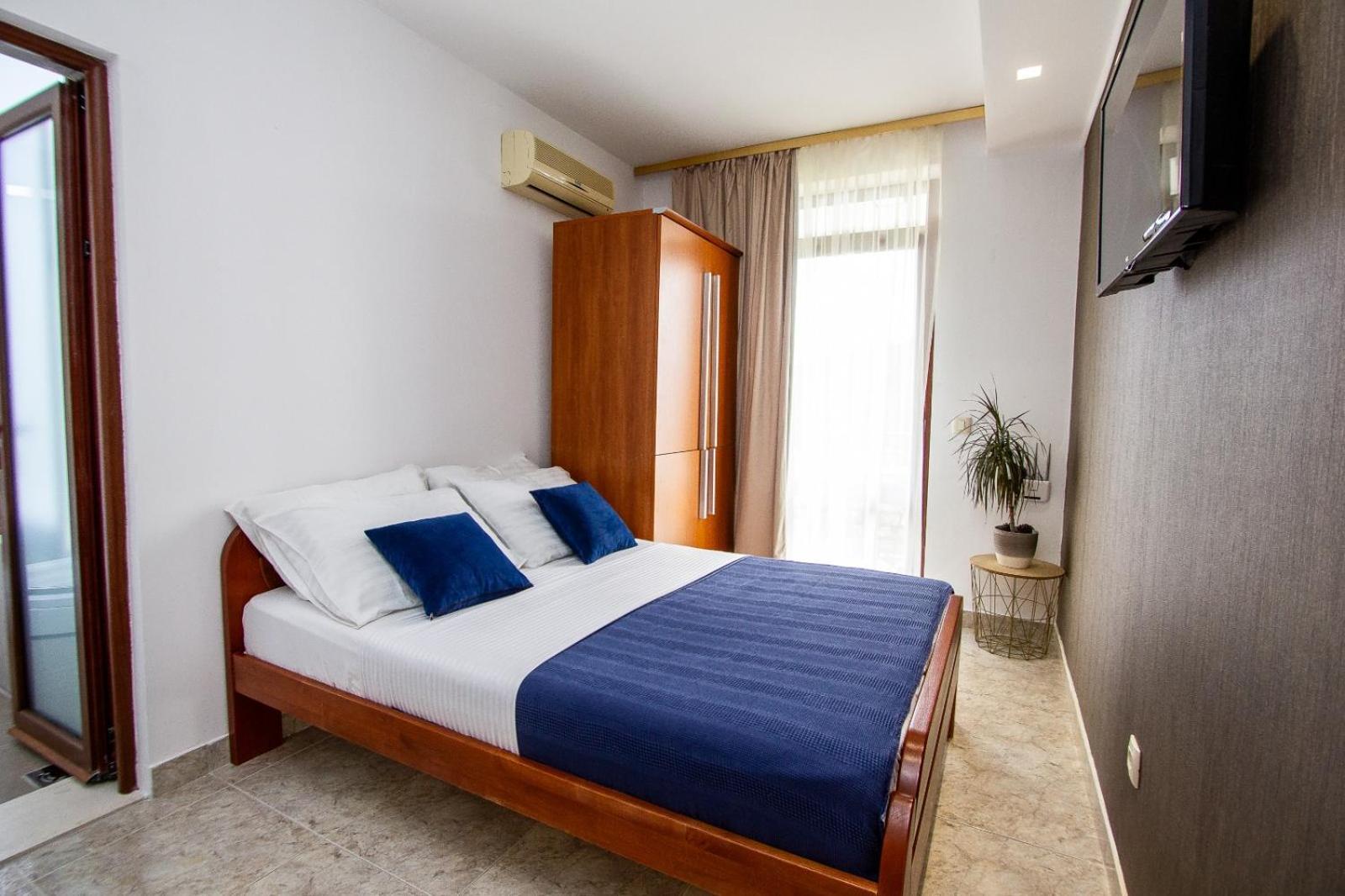 Apartments Ardura Petrovac Exteriör bild