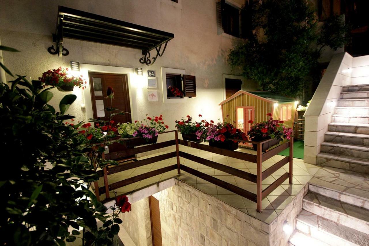 Apartments Ardura Petrovac Exteriör bild